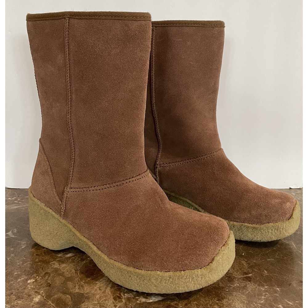 Vtg Yellow Box Tan Moose Suede Shearling Lined Pull on Wedge Boots Y2K Boho 6